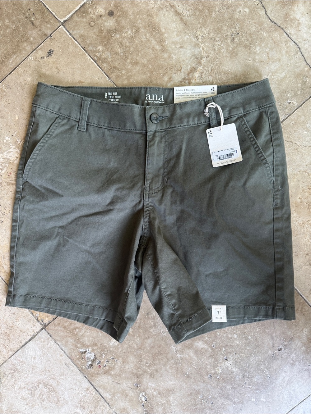 ANA ladies midrise short 7 inch seam NWT size 8 - Picture 8 of 8